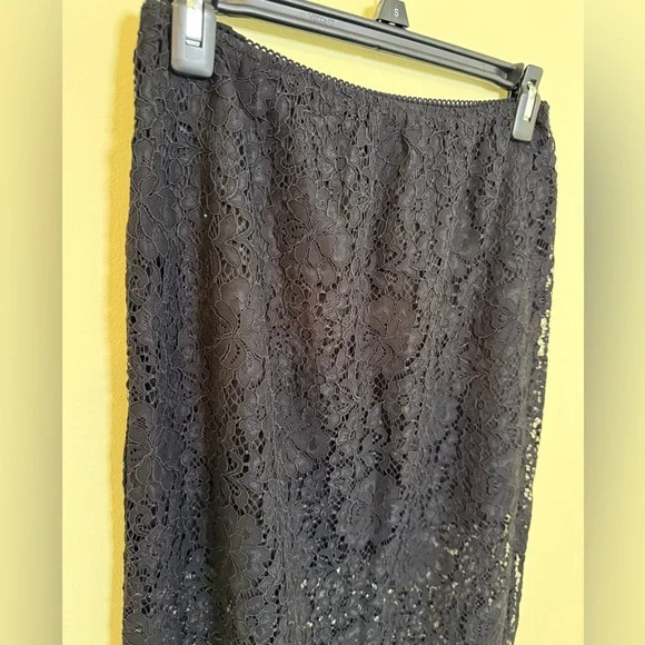 Gap Black Lace Skirt *NEW WITH TAGS* - Picture 2 of 6